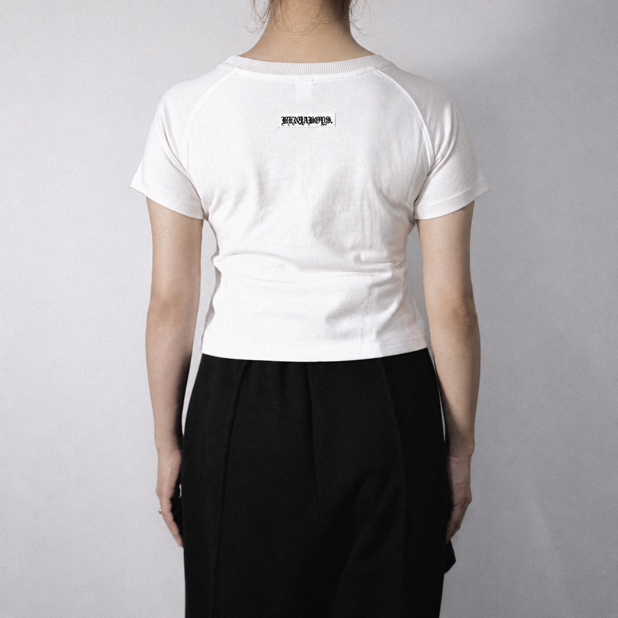 Heart Graphic Cropped Raglan T-Shirt White 3