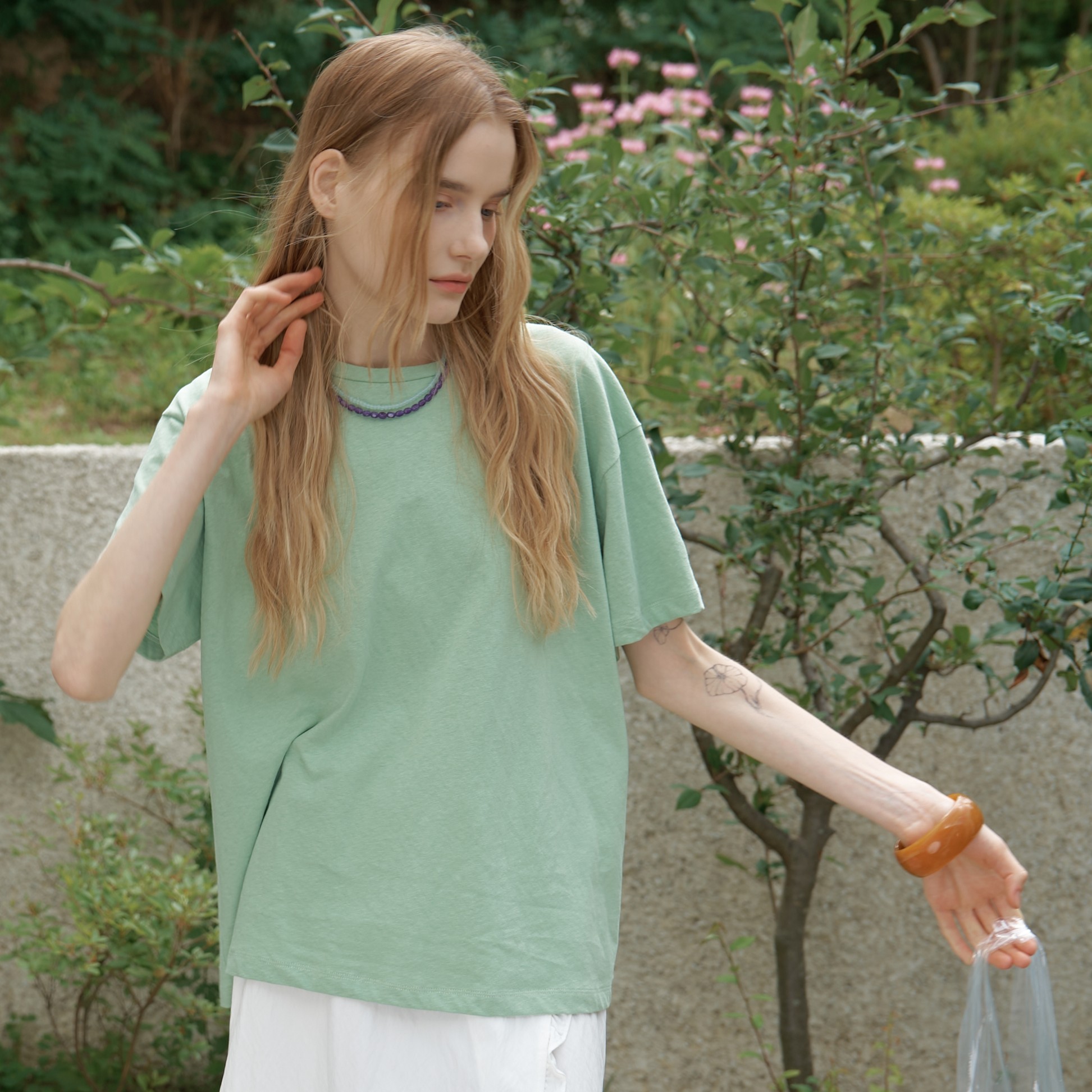 ベーシックなレタリングTシャツ-緑 (GRN) 4