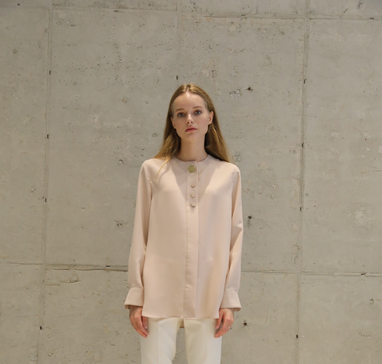 Rookie Button Point Blouse 9